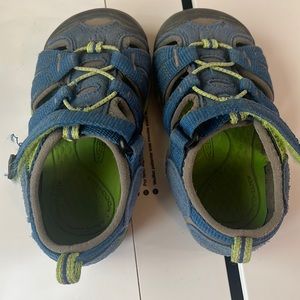 Toddler sized Keen Sandals